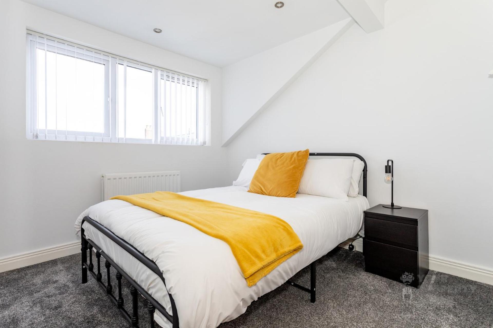 Attic Style 2 Bed Duplex Apartment With Rooftop Patio Belfast Exterior foto